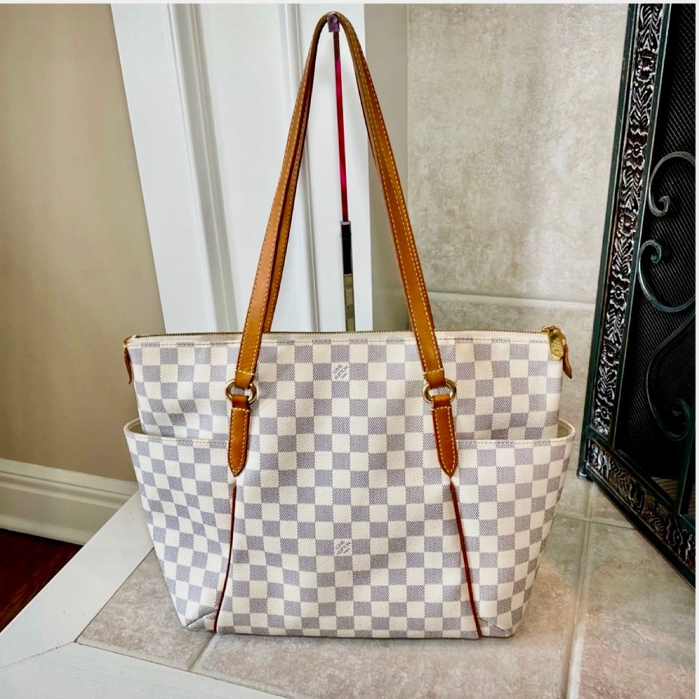 Louis Vuitton Totally MM Damier Azur Print